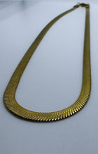 Load image into Gallery viewer, Herringbone Necklace

